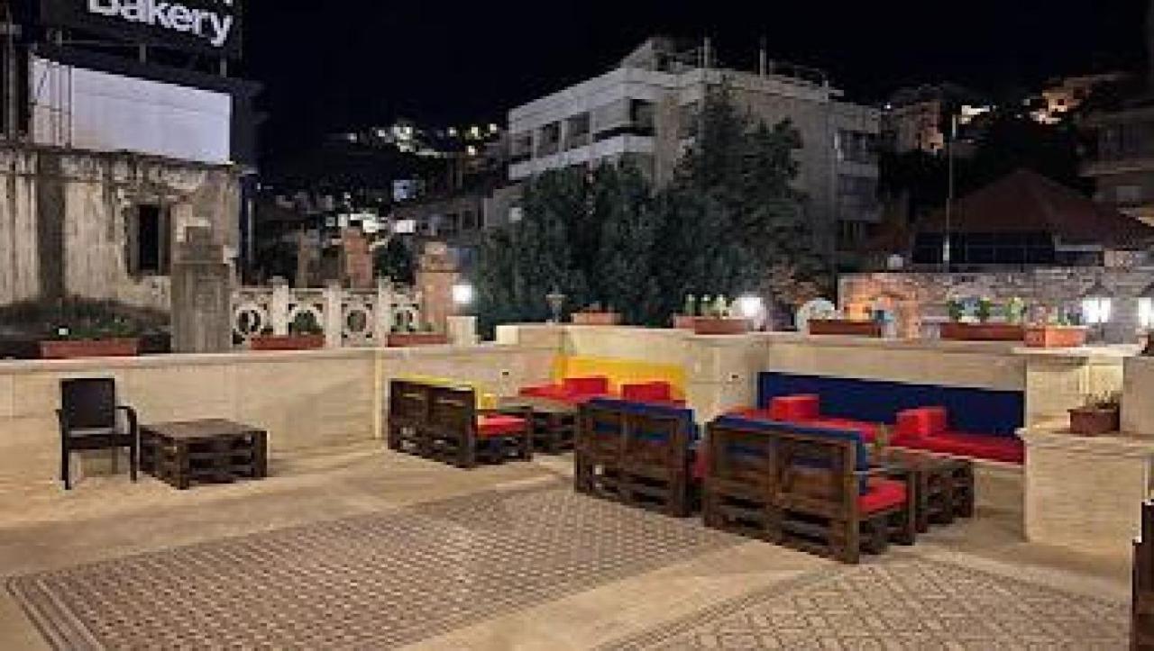 La Place Hotel Zahlé Exteriör bild